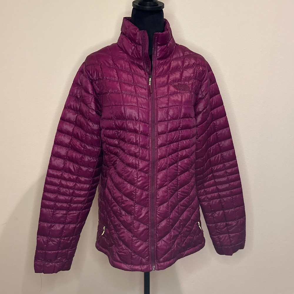 Women’s North Face Puffer Jacket